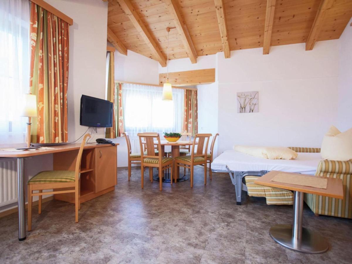 Apartment With Sauna In Kaltenbach, Tyrol Стум Екстериор снимка